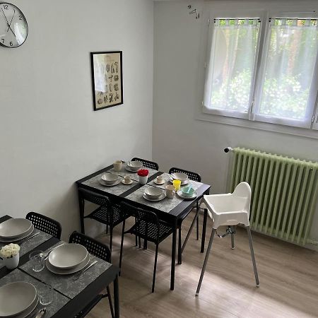Logement Entier Proche Disneyland Montry Esterno foto