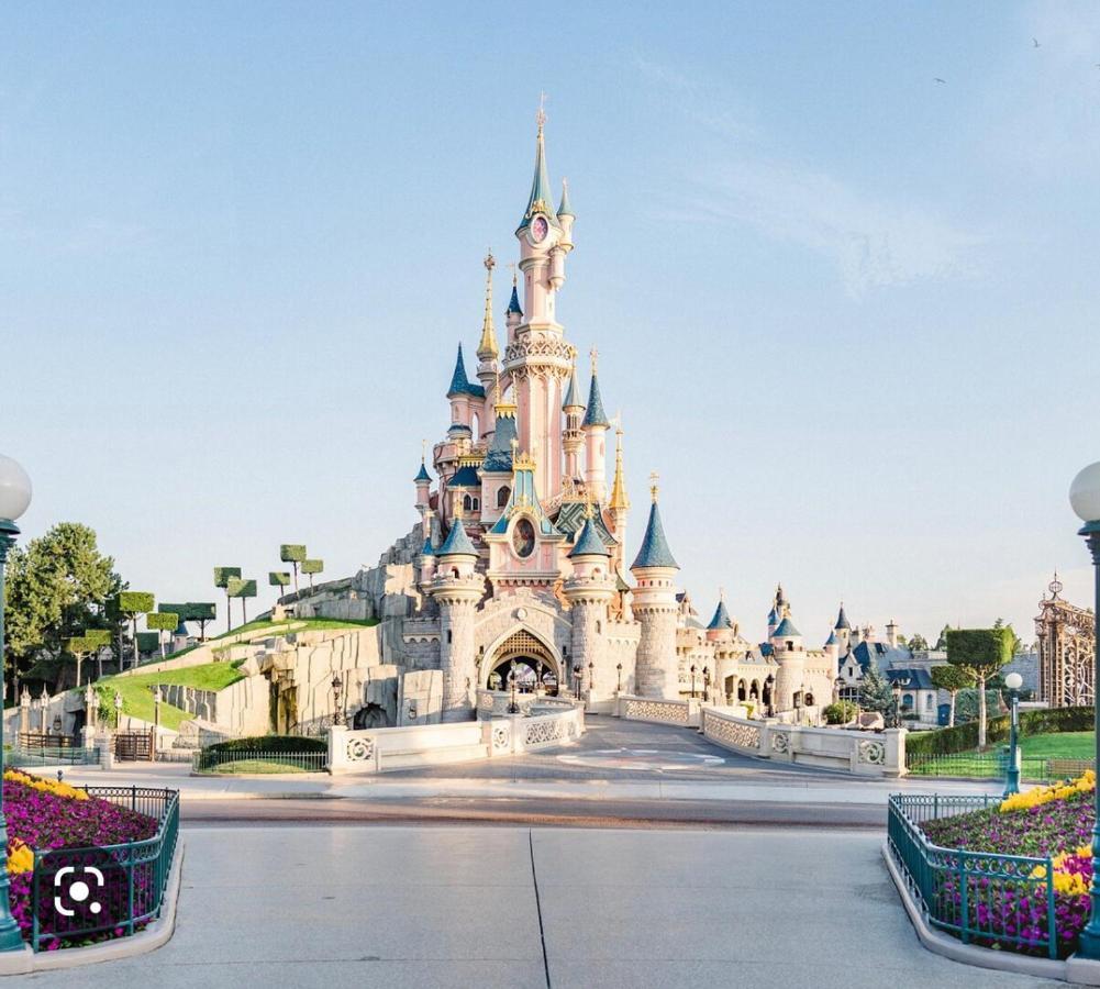 Logement Entier Proche Disneyland Montry Esterno foto